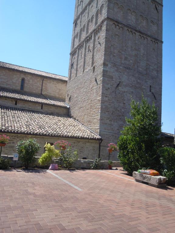 Il Turrione Leilighet Assisi Eksteriør bilde